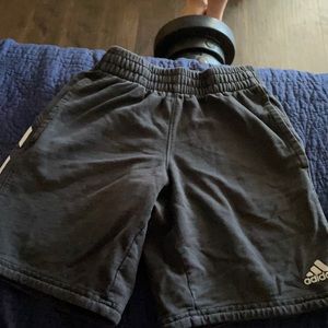 Adidas shorts, boys S(8)